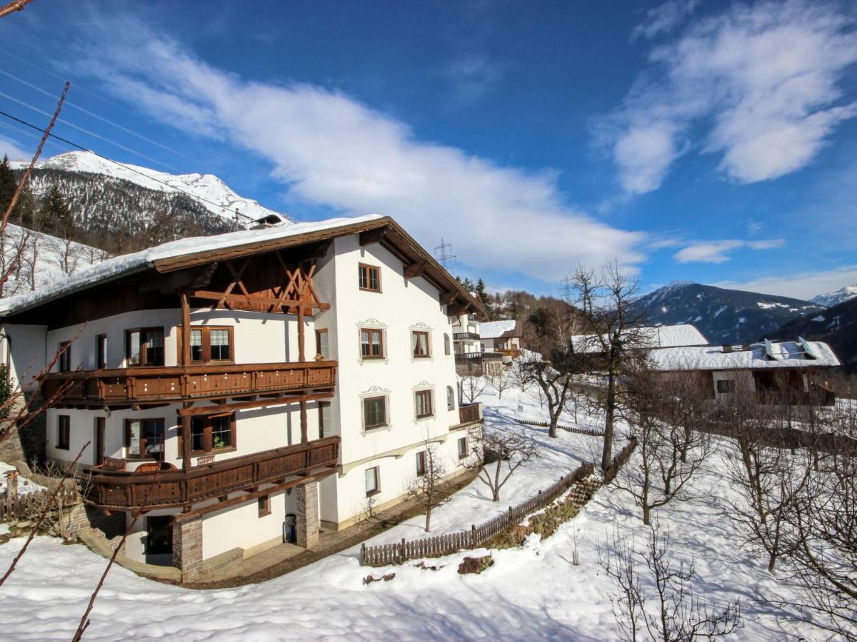 Apartment Krismer Pians Bagian luar foto
